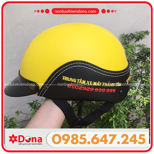 nón bảo hiểm bọc da trung tâm xe máy