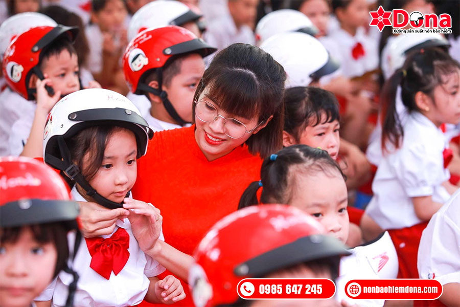 Tặng quà gì cho học sinh cấp 1