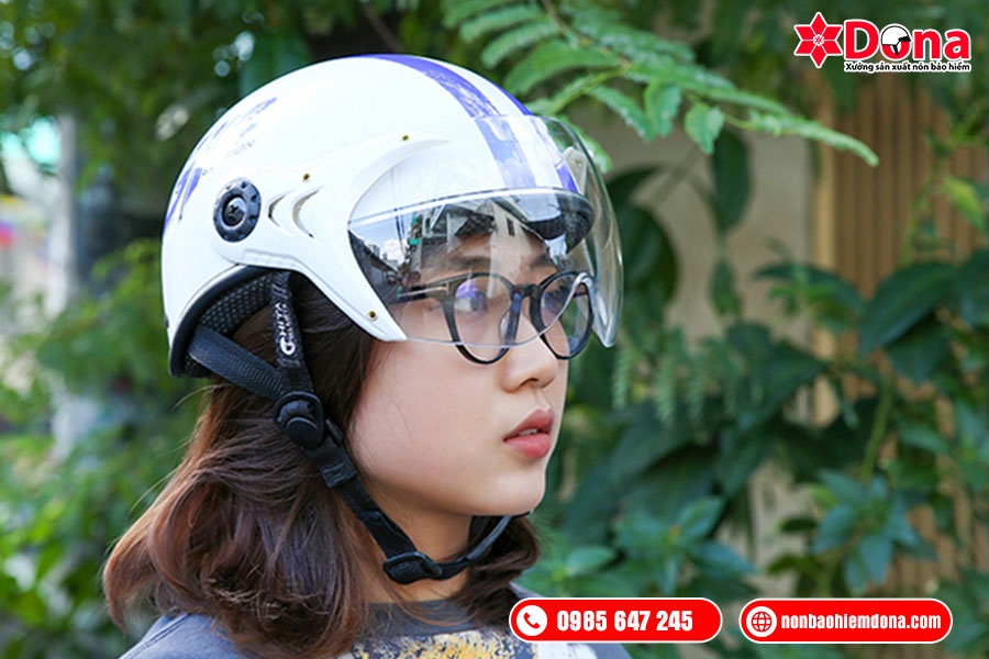 Nón bảo hiểm có kính cho nữ