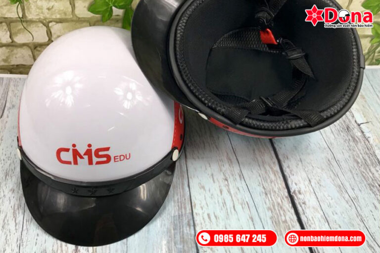 Gắn kết khách hàng với nón bảo hiểm in logo
