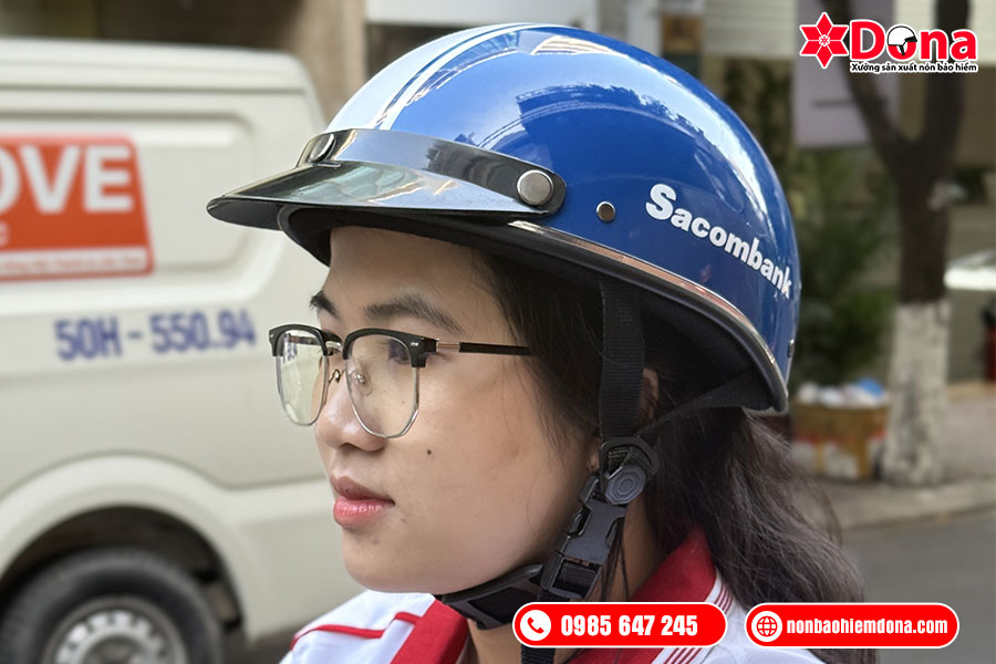 Nón bảo hiểm in logo giúp tăng giá trị hình ảnh thương hiệu