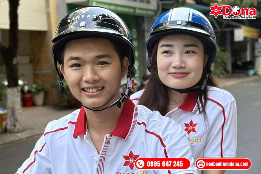 Nón bảo hiểm là món quà thiết thực