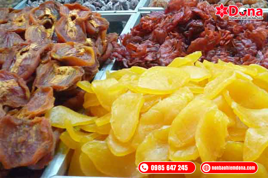 Có thể tặng các loại bánh mứt đặc sản cho khách hàng nước ngoài